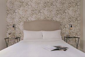 Royal Garden Apartments New Town