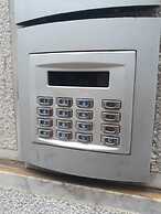 Lisbon Silver Flower