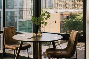 Sonder by Marriott Bonvoy South Wabash Apartments South Loop