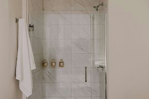 Sonder by Marriott Bonvoy South Wabash Apartments South Loop