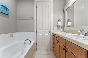 1313 Laurel Grove 2G