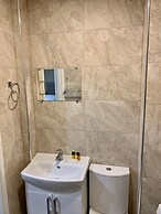 De Regency Style Hotel