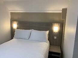 De Regency Style Hotel