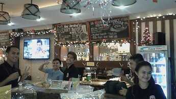 Makati CBD Resort 2 bedroom