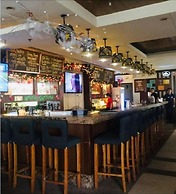 Makati CBD Resort 2 bedroom