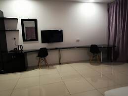 Parkside Plaza Hotel - Muscat