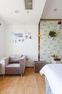 Coastline International Apartment