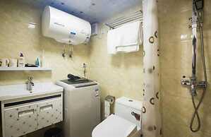 Coastline International Apartment