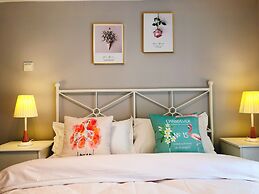 Coastline International Apartment