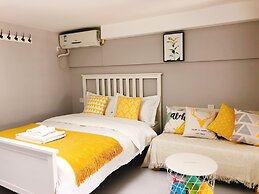 Coastline International Apartment