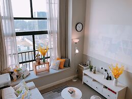 Coastline International Apartment