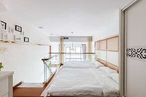 Coastline International Apartment