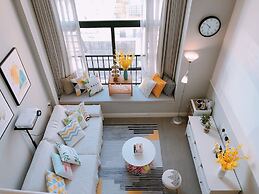 Coastline International Apartment