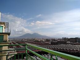 Delia Rooms & Gallery