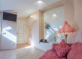 Vintage Hotel