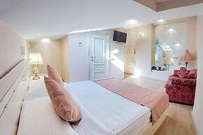 Vintage Hotel