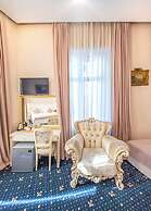 Vintage Hotel