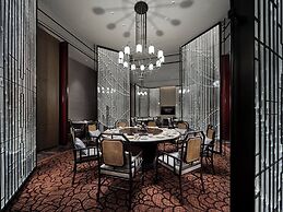 HUALUXE Nanjing Yangtze River