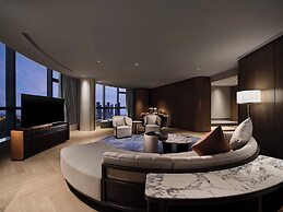 HUALUXE Nanjing Yangtze River