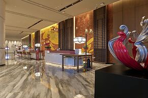 HUALUXE Nanjing Yangtze River