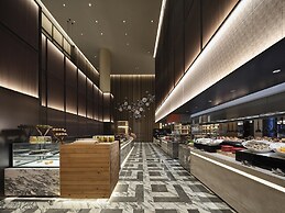 HUALUXE Nanjing Yangtze River