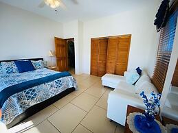 Blue Diamond Apartments