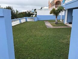 Blue Diamond Apartments