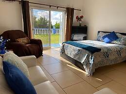 Blue Diamond Apartments