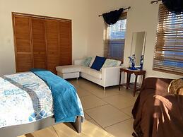 Blue Diamond Apartments