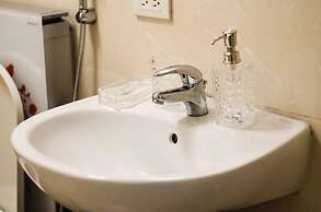 Prime BGC Location Apartments by PH Staycation