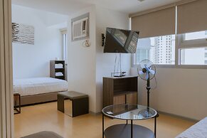 Prime BGC Location Apartments by PH Staycation