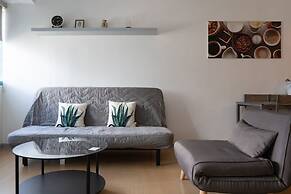 Prime BGC Location Apartments by PH Staycation