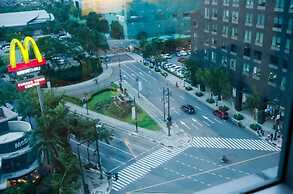 Prime BGC Location Apartments by PH Staycation