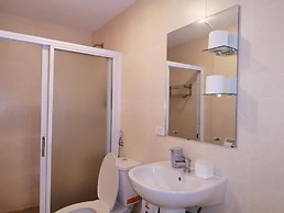 Prime BGC Location Apartments by PH Staycation