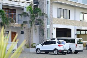 Pacific Waves Inn Annex