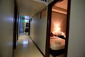 Pacific Waves Inn Annex