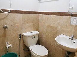 Pacific Waves Inn Annex