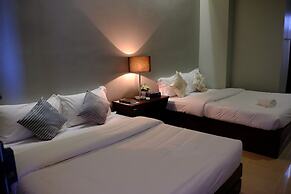 Pacific Waves Inn Annex