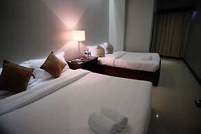 Pacific Waves Inn Annex