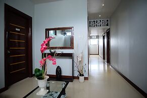 Pacific Waves Inn Annex