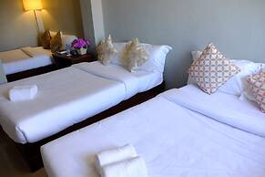 Pacific Waves Inn Annex