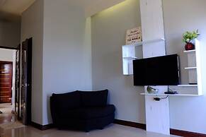 Pacific Waves Inn Annex