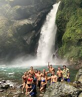 Pacific Waves Inn Annex