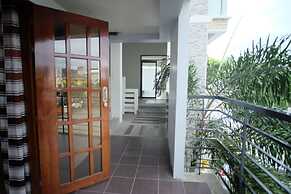 Pacific Waves Inn Annex