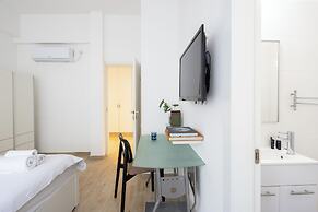 Heart of TLV-Modern wBalcony- 3BD & 3BR