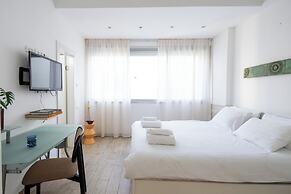 Heart of TLV-Modern wBalcony- 3BD & 3BR