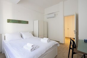 Heart of TLV-Modern wBalcony- 3BD & 3BR