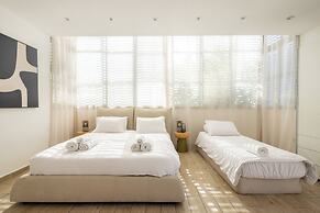 Heart of TLV-Modern wBalcony- 3BD & 3BR