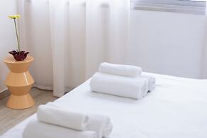 Heart of TLV-Modern wBalcony- 3BD & 3BR