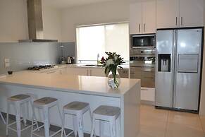 Waterview- Stoneleigh at Yarra